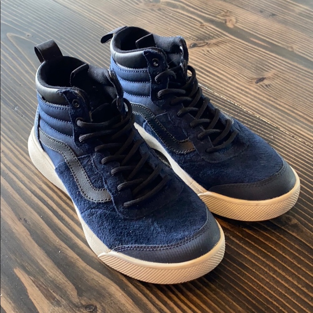Unisex “off the way” Vans sneaks